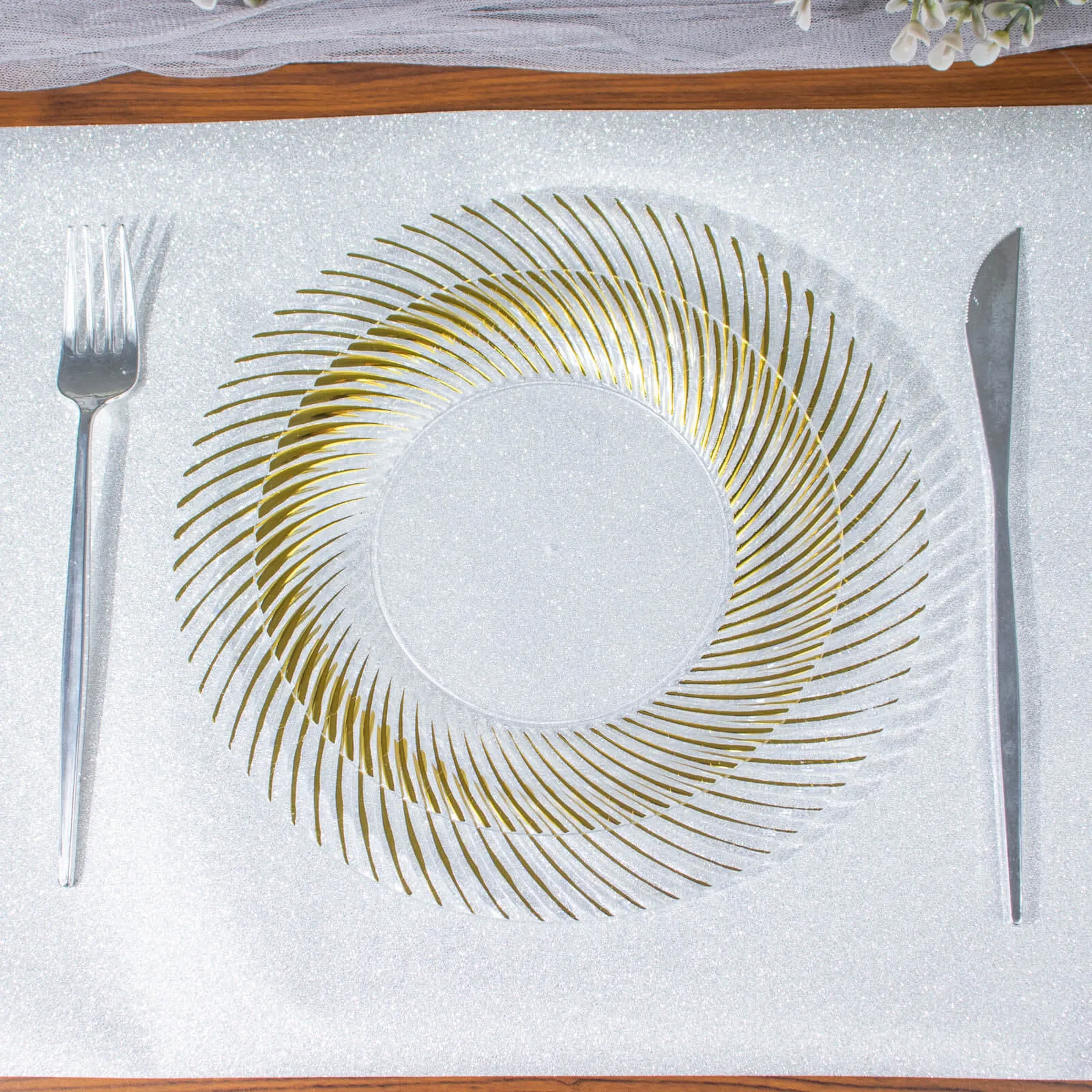 10 Pack Clear / Gold Swirl Rim Plastic Dessert Appetizer Plates, Round Disposable Salad Plates 7"