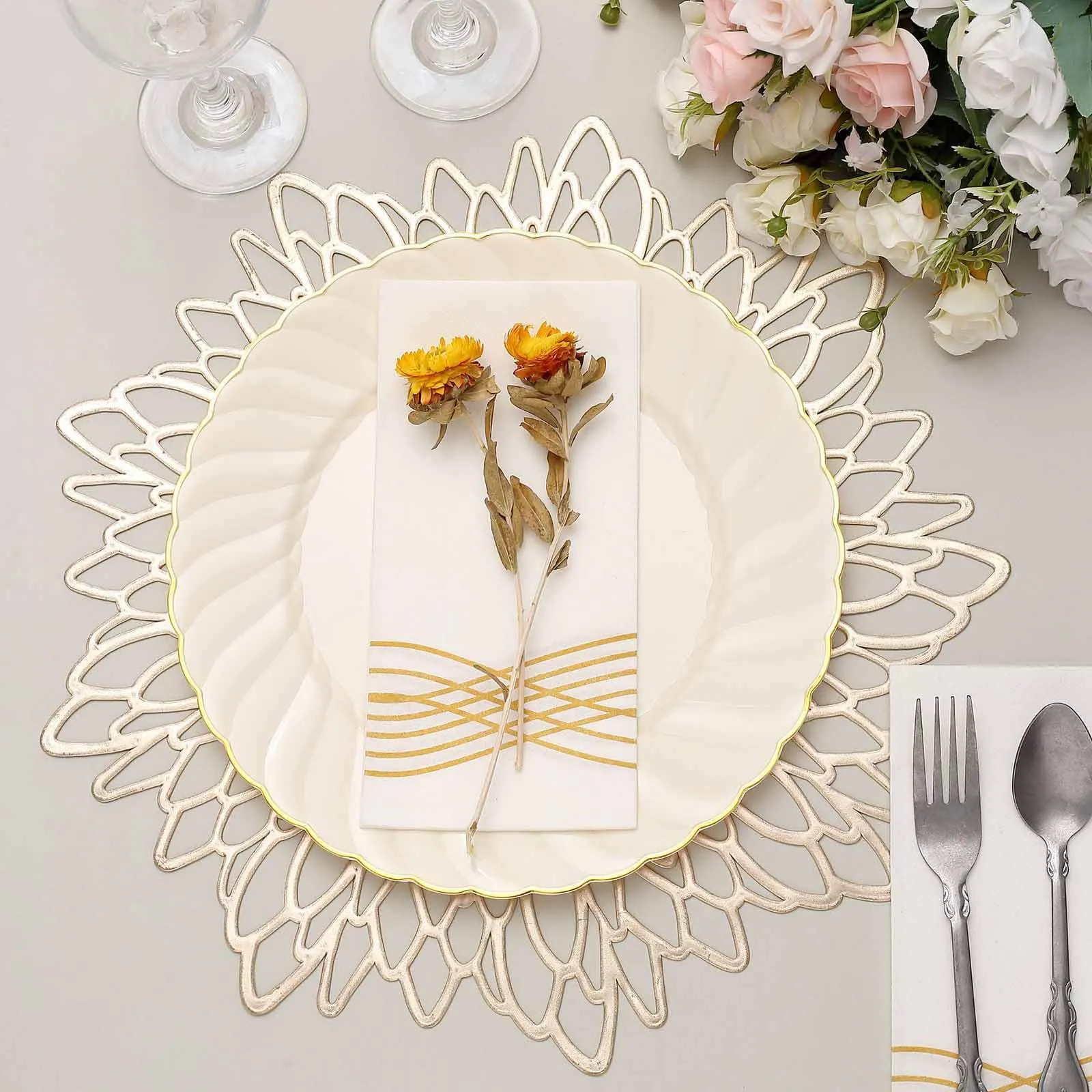 10 Pack Ivory / Gold Flair Rim Plastic Dinner Plates, Round Disposable Party Plates 10"