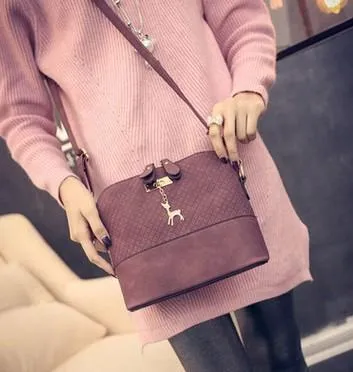 HOT SALE!2018 Women Messenger Bags Fashion Mini Bag With Deer Toy Shell Shape Bag Women Shoulder Bags Handbag bolsa feminina